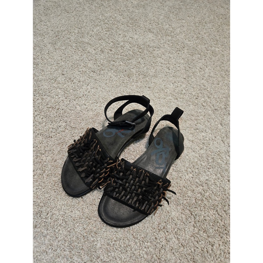 OTBT Voyage Black Leather Woven Fringe Flat Sandals 6M 17F935